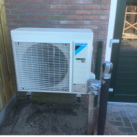 Warmtepomp installatie: Daikin Altherma III Vloermodel A/W SPLIT EHVX08S18D6V 